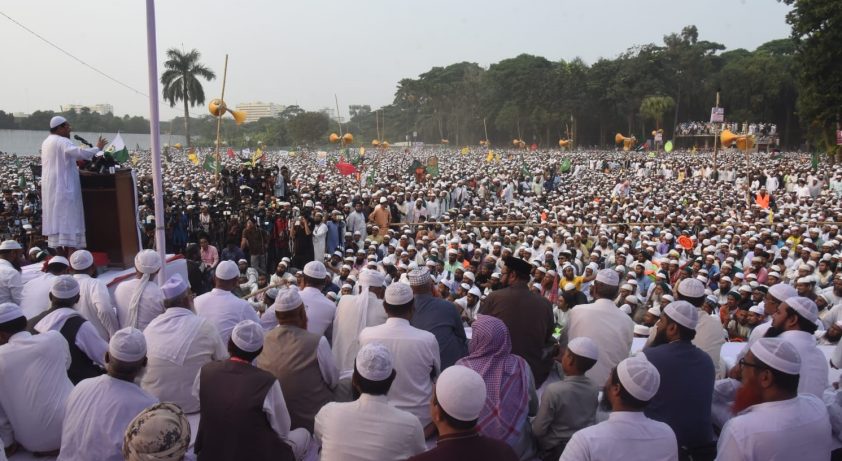 3691_সরকার স্বাধীনতার দোহাই দিয়ে দেশবাসীকে শোষণ করছে